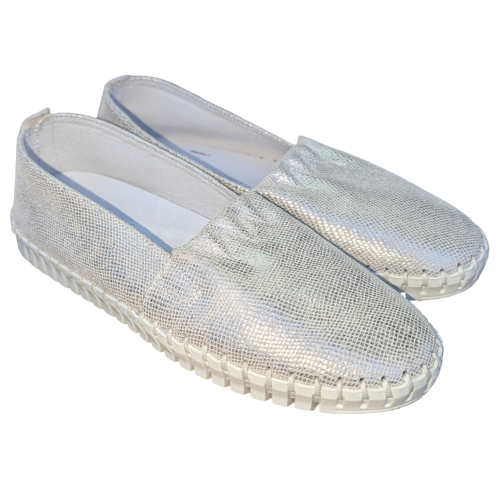 Eric Michael Yvette Leisure Flats in Silver sz 8​​